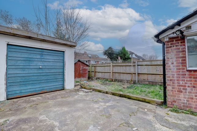 9, Sussex Close, Buckinghamshire photo 4