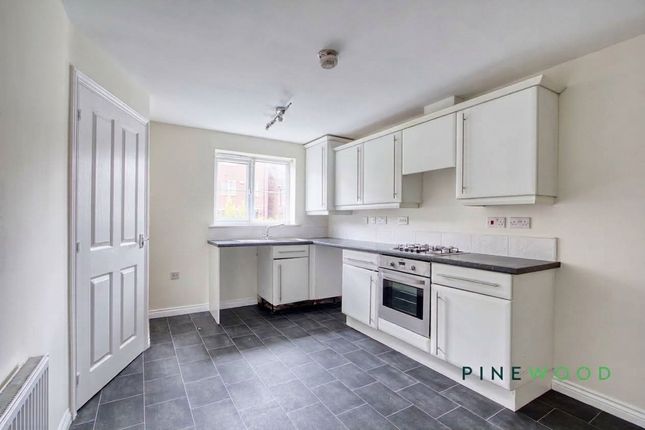 98 East Street, Chesterfield photo 3