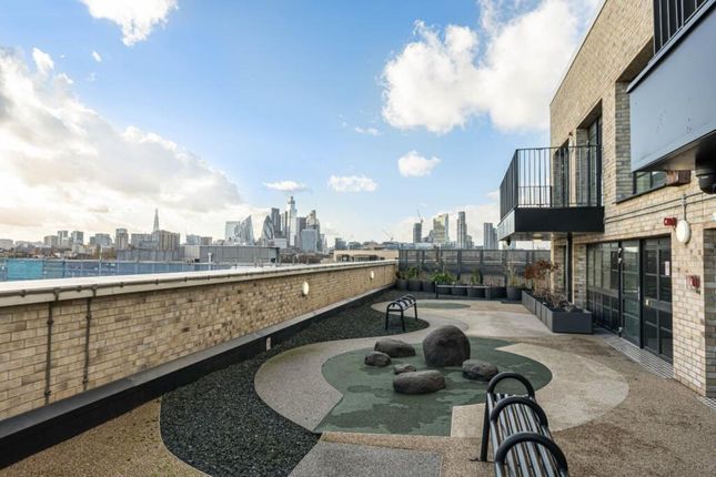 Flat 604, 6 Witan Street, London photo 3