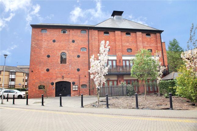 Flat for sale in Simmonds Malthouse, Fobney Street, Reading, Berkshire