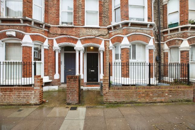 Flat for sale in 7 Severus Road, Battersea