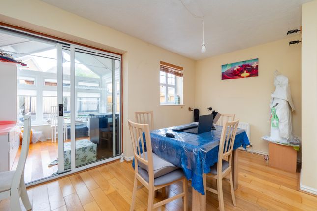 End terrace house for sale in Bakers Gardens, Carshalton