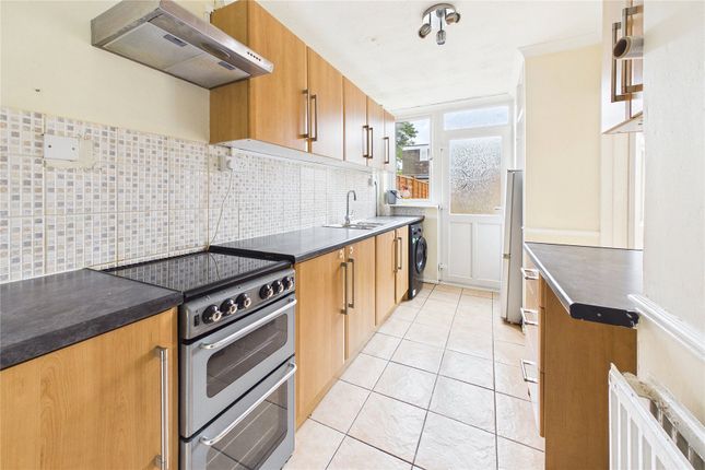 48, Chaucer Road, Hampshire photo 3