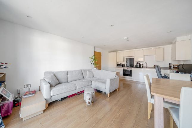 Flat 6, 75-77,, St. Johns Hill, Kent photo 2