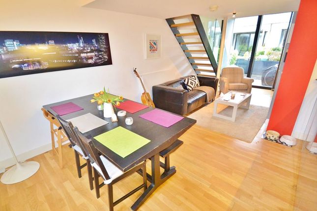41, Ash Street, Salford photo 3