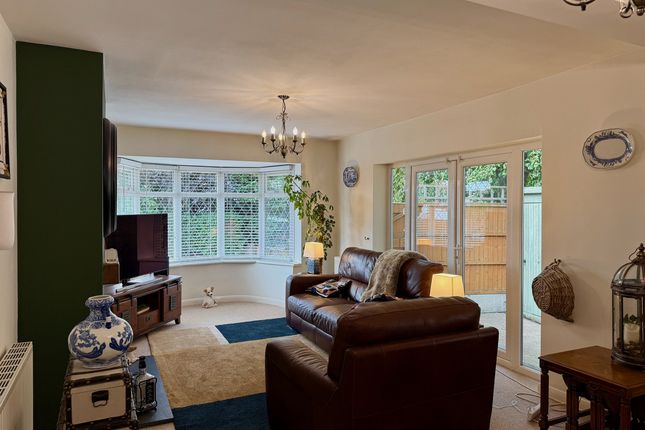 22, Leeming Lane North, Mansfield Woodhouse photo 3