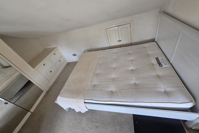 50A North Worple Way, London photo 4