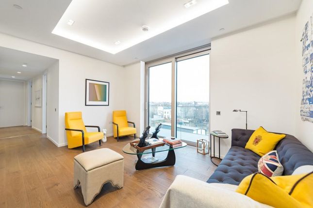 Flat to rent in Columbia Gardens, London