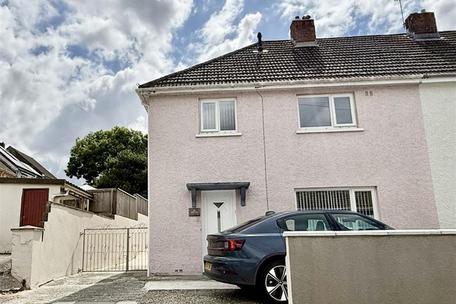 25, Fleming Crescent, Haverfordwest photo 2