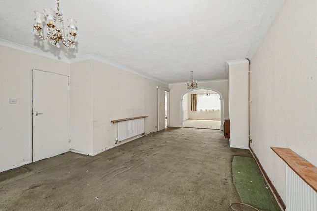 5 Hazlemere Road, Seasalter photo 2