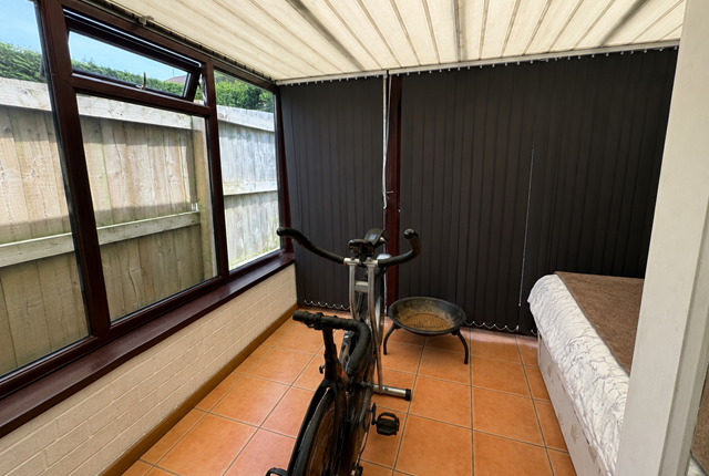 20, Wrefords Close Devon, Exeter photo 5