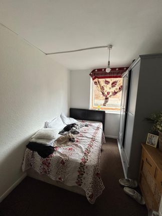 56, Woodfield Avenue, Gravesend photo 5