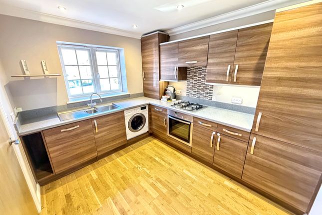 11 Lansdowne Cottages, Willow Wood Close, Angmering photo 3