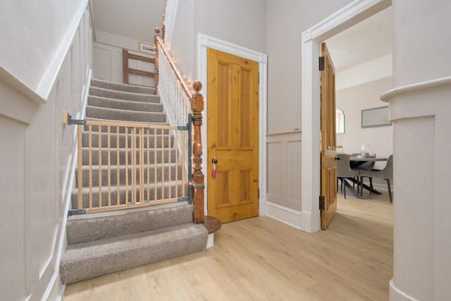 156, Appin Crescent, Dunfermline photo 2