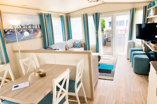 Springfield Retreat, Springfield Holiday Park, Exeter photo 3