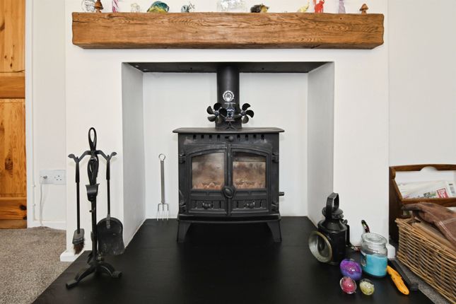 32, Cliff Avenue, Scunthorpe photo 3