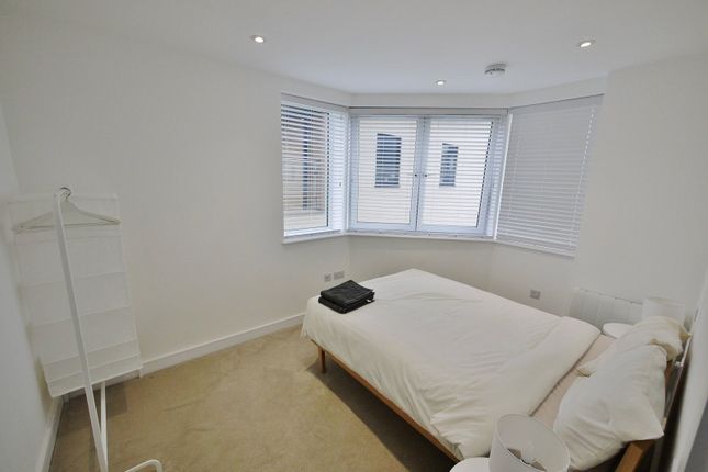 26, Library House, Brentwood photo 5