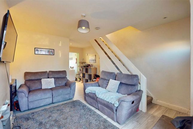 Fredora Avenue, Hayes photo 3