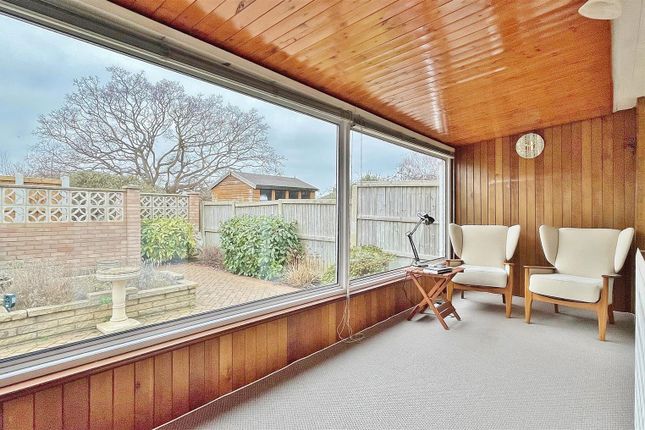 18, Garden Road, Walton On The Naze photo 3