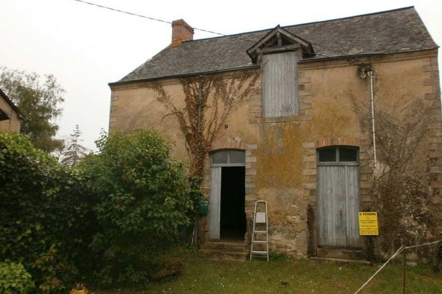Property for sale in Chemire-Sur-Sarthe, Pays-De-La-Loire, 49640, France