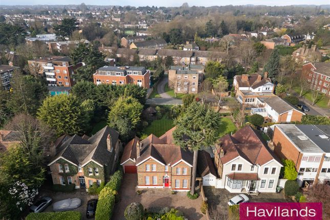 38, Wellington Road, Bush Hill Park photo 2