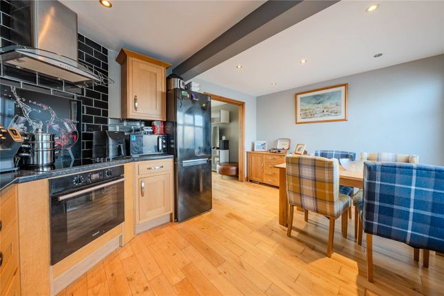 15, Northwood View, West Yorkshire photo 4