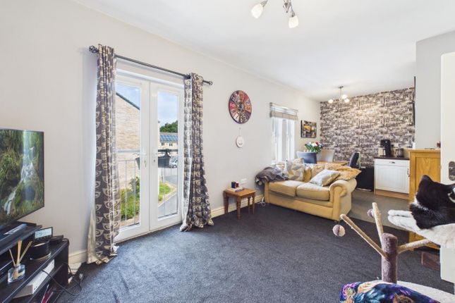 30, Tundra Grove, Bingley photo 2