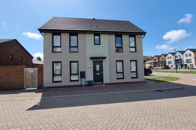 End terrace house for sale in Rhodfa Cambo, Barry