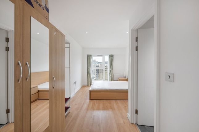 Fermont House,Flat 96, 15 Beaufort Square, London photo 4