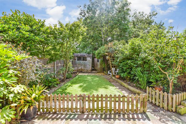 3-bed semi-detached on 67, Falstones, Basildon, £375,000