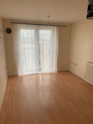 1-bed flat on 201 Ashby House, Waxlow Way, Northolt, £275,000