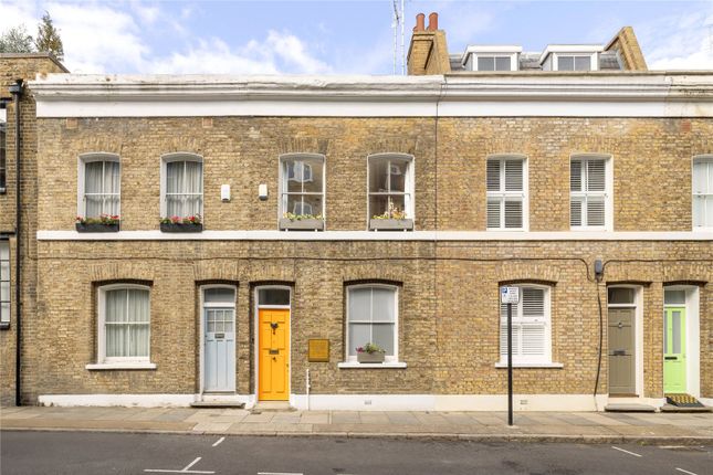 Wellington Row, E2