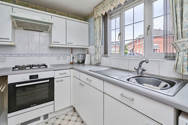 8, Coburg Croft, Tipton photo 4