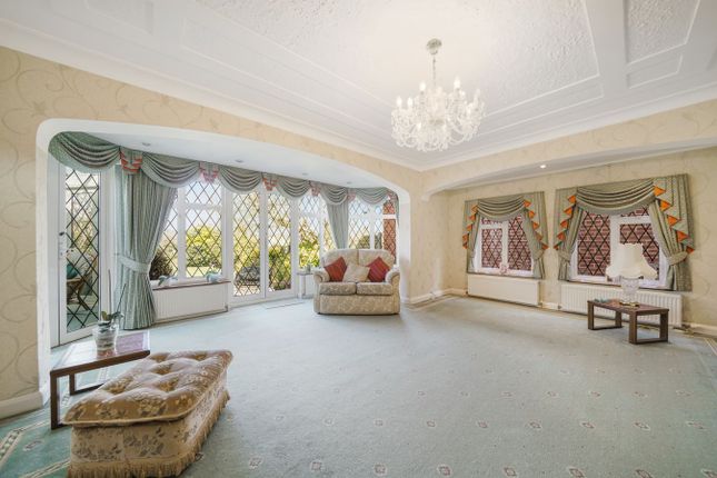 Littleton Crescent, Harrow photo 3