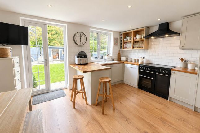 Hammonds Lane, Brentwood photo 3