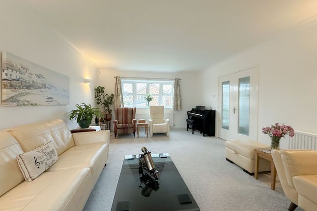 10 Topgate Close, Wirral photo 2