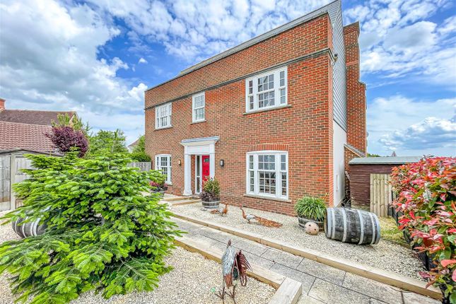 9, Ashingdon Heights, Rochford photo 2