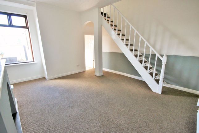 299 Wigan Road, Wigan photo 4