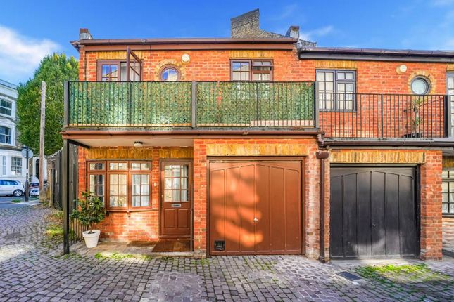 22, Burlington Mews, Acton photo 2
