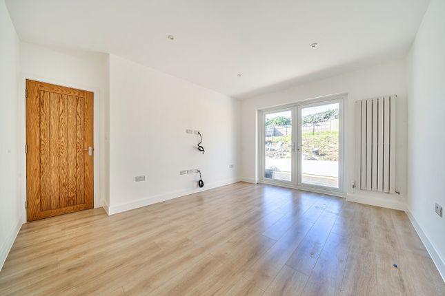 26, Bramble Rise, East Sussex photo 2