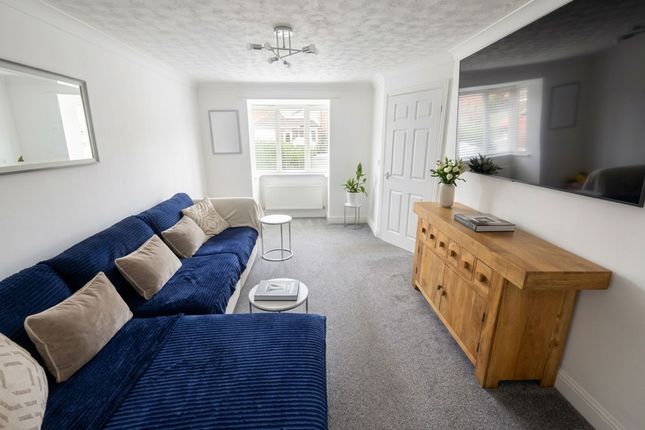 3 Larmouth Court, Crook photo 2