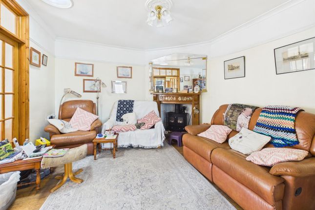 20, Beach Road, Porthcawl photo 3