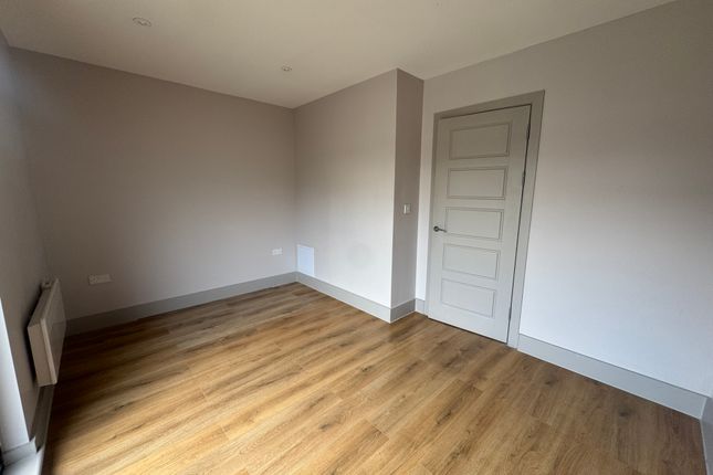 77, Cube House, Quilters Way, AYLESBURY photo 4
