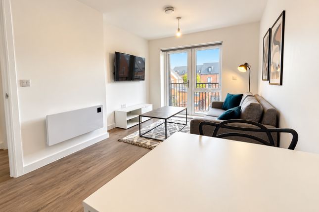 Apartment 27, Liverpool photo 2