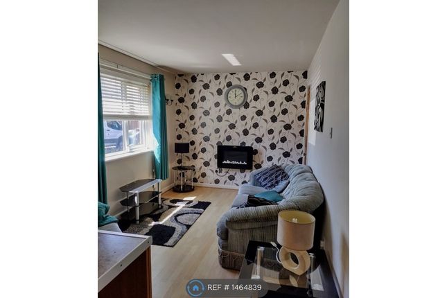 1 bed flat to rent in Barron Meadow, Leigh WN7