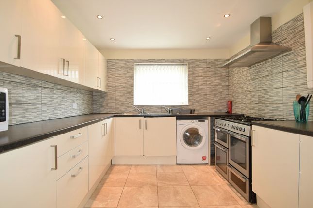 Rhymney Street, Cardiff photo 2