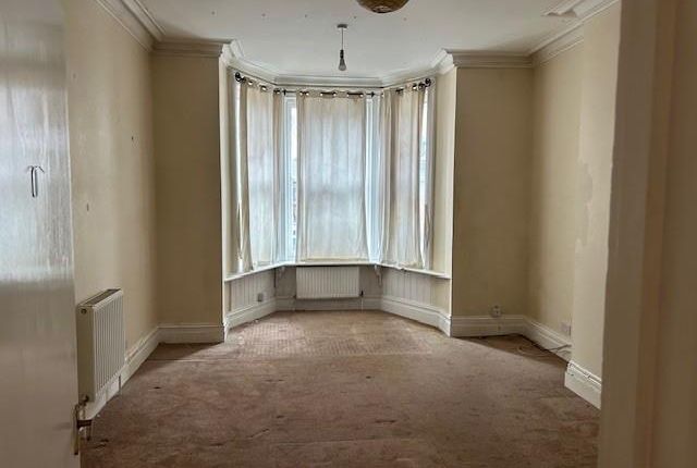 1, Maesderwen, Llandrindod Wells photo 5