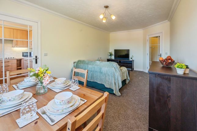 Flat 34/Mitton Lodge, Vale Road, Stourport-on-Severn photo 3