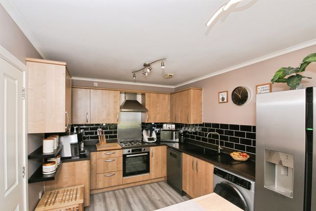 133, Apollo Avenue, Peterborough photo 3