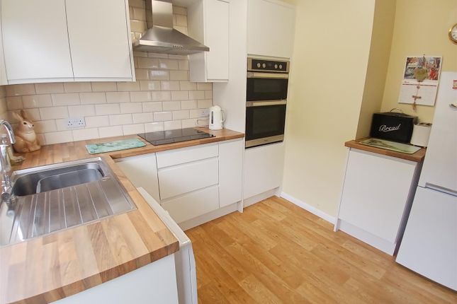 43, Thirlmere Avenue, Nuneaton photo 3